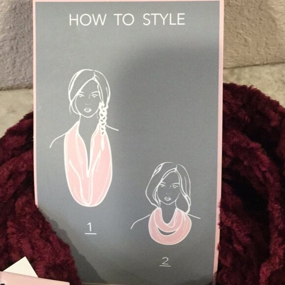 Infinity Loop scarf - Picture 4 of 4